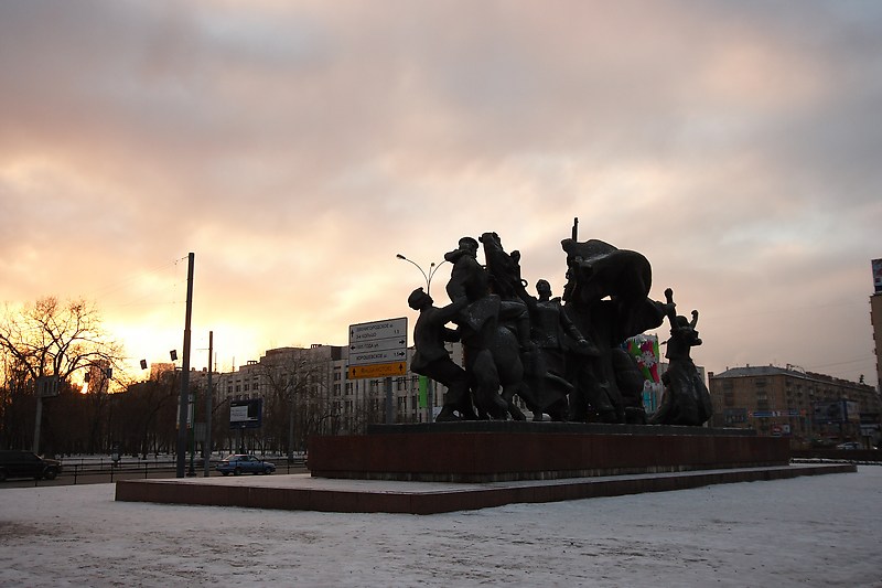 Monumentti Moskovassa  1905-metroaseman vieressä.