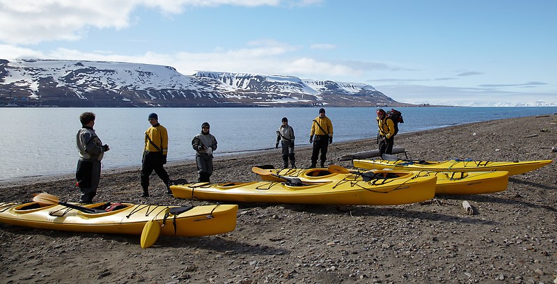 Ryhmä lähdössä paluumatkalle kohti Longyearbyeniä.