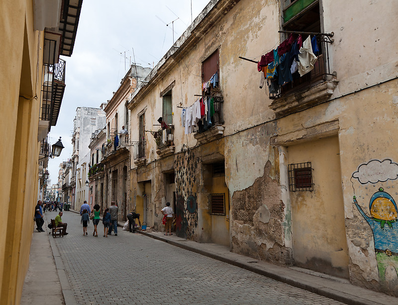 Katunäkymä Havannassa.