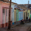 Värikkäitä taloja Trinidadissa.