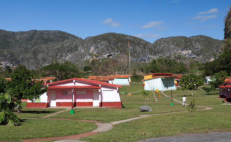 Kuubalainen leirintäalue, eli Campismo Dos Hermanas.