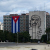Che Guevara sisäministeriön seinässä.